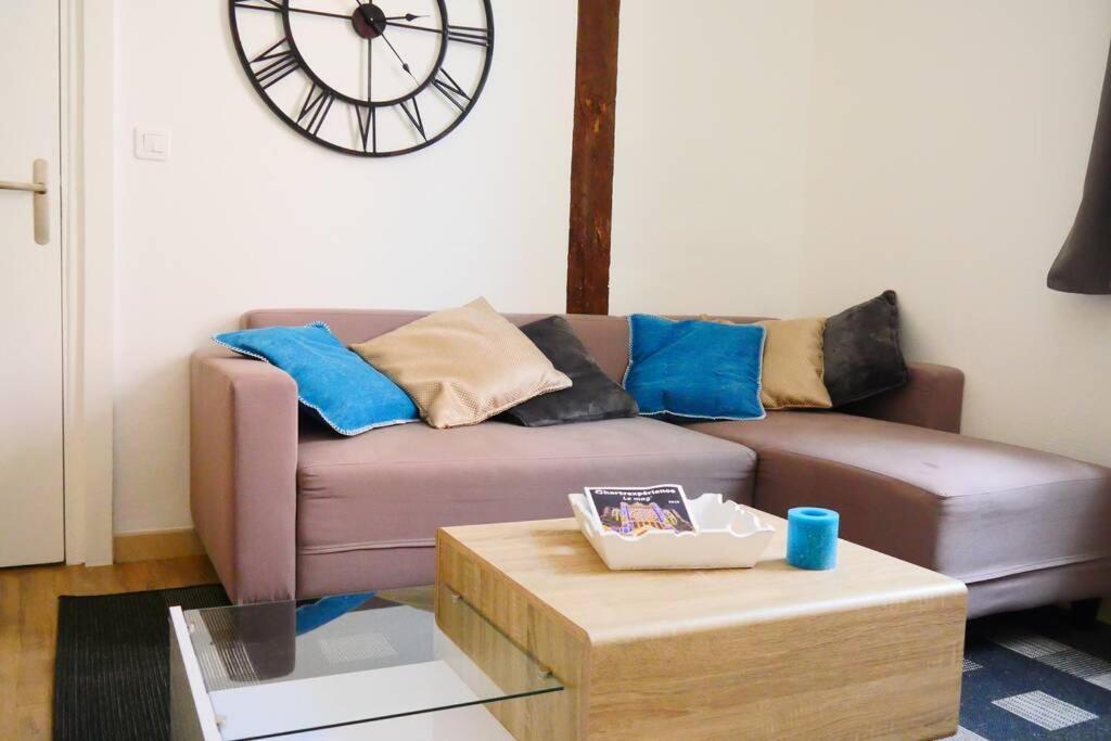 Coeur De Ville, Charmant 2 Pieces, Parking/Wifi ! Σαρτρ Εξωτερικό φωτογραφία