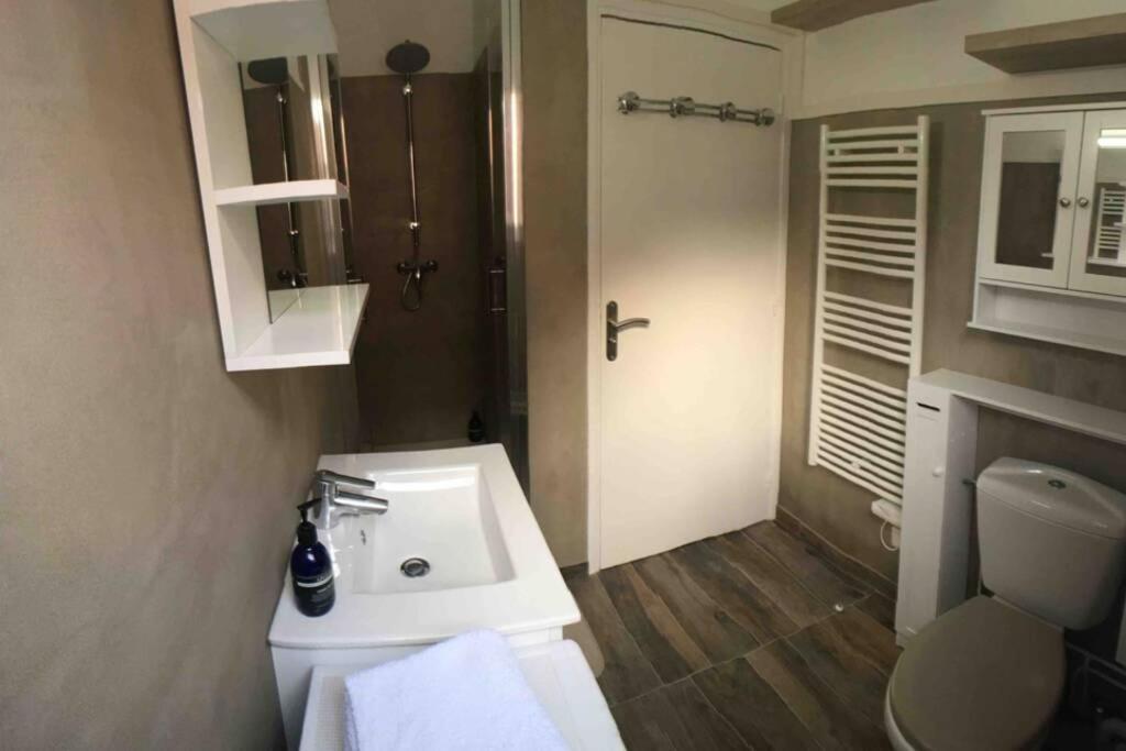 Coeur De Ville, Charmant 2 Pieces, Parking/Wifi ! Σαρτρ Εξωτερικό φωτογραφία